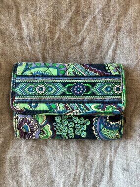 Vera Bradley Blue Rhapsody Wallet Floral Snap Closure